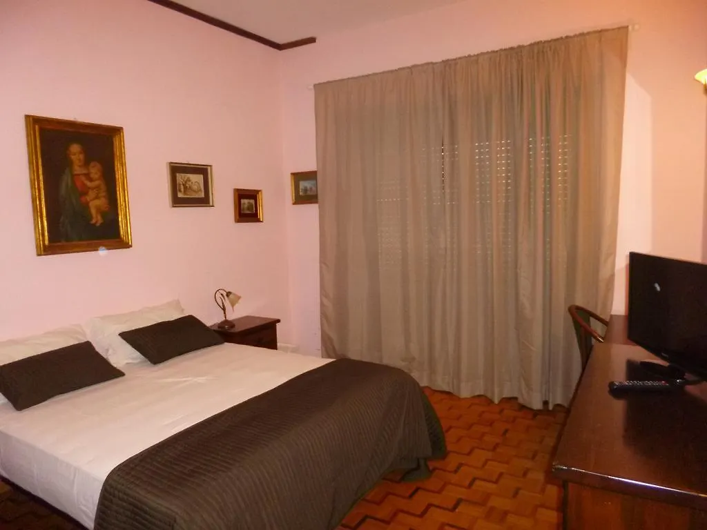 Gianicolo Residenza Carini Villa Róma Nyaraló